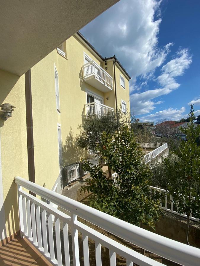 Kavajin Rooms Duće Exteriér fotografie