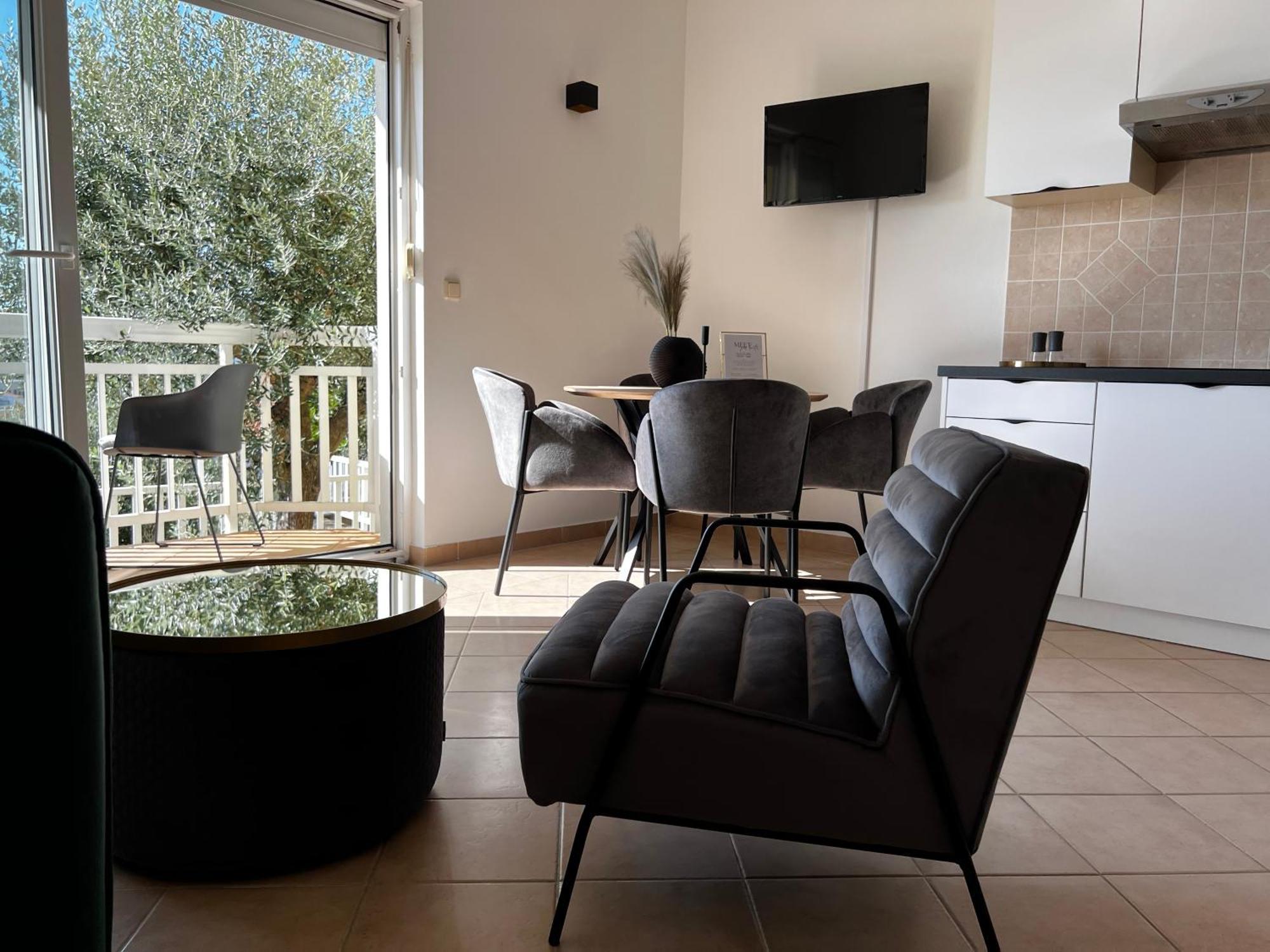 Kavajin Rooms Duće Pokoj fotografie